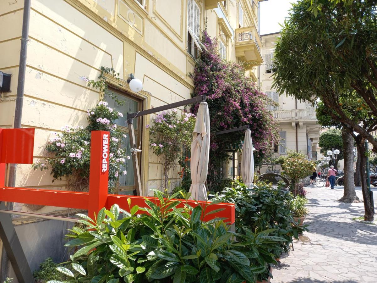 Hotel Miramare Lavagna Esterno foto