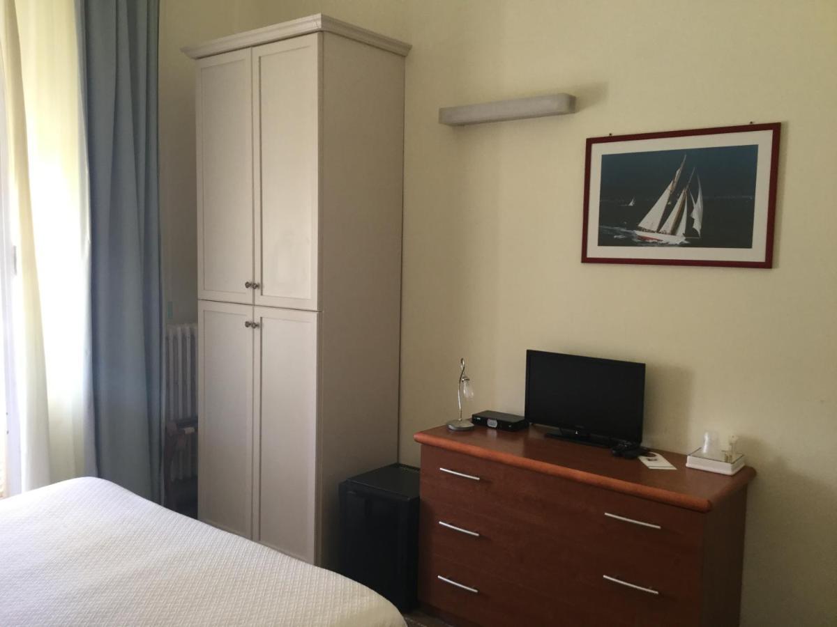 Hotel Miramare Lavagna Esterno foto
