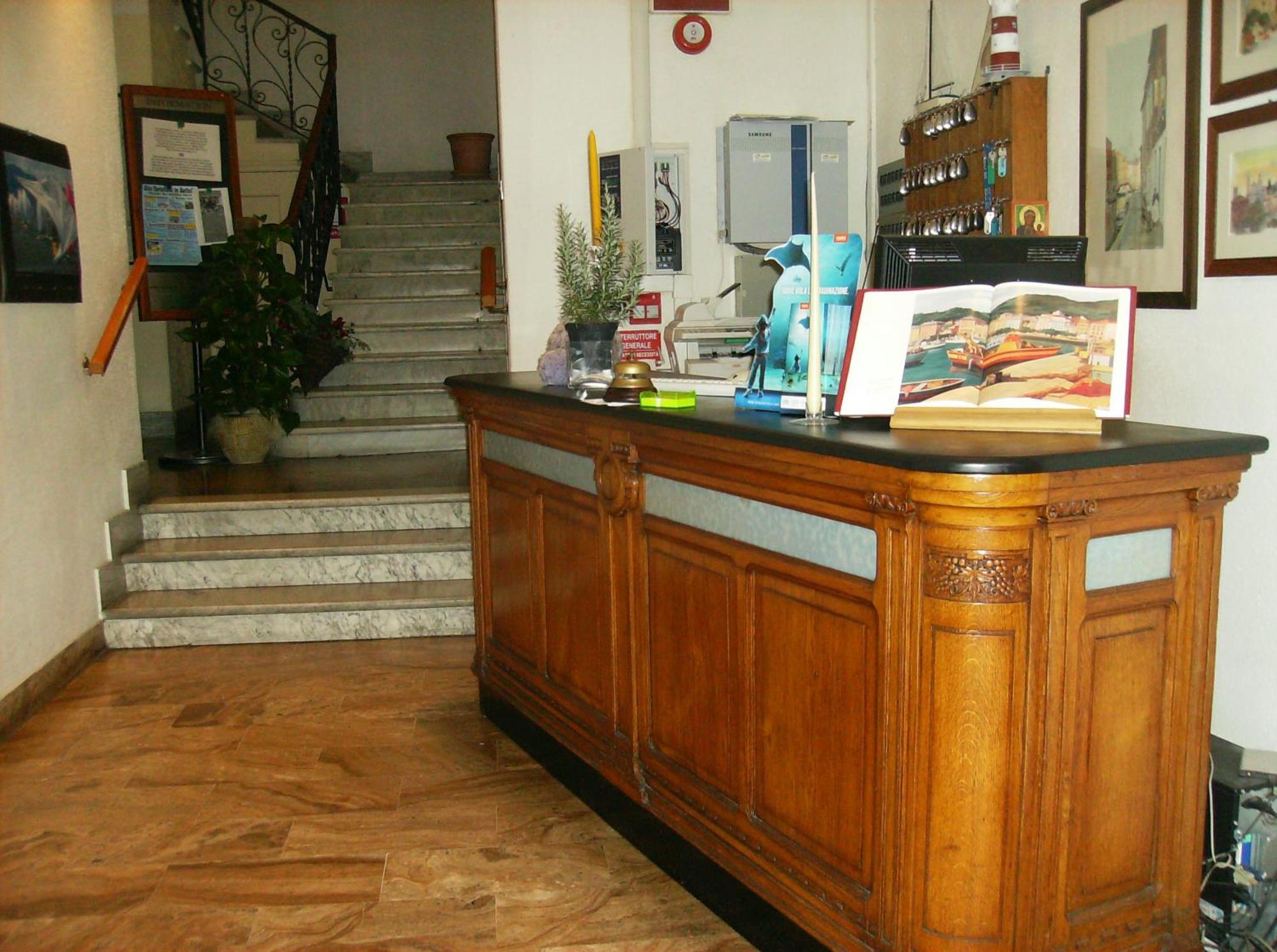 Hotel Miramare Lavagna Esterno foto